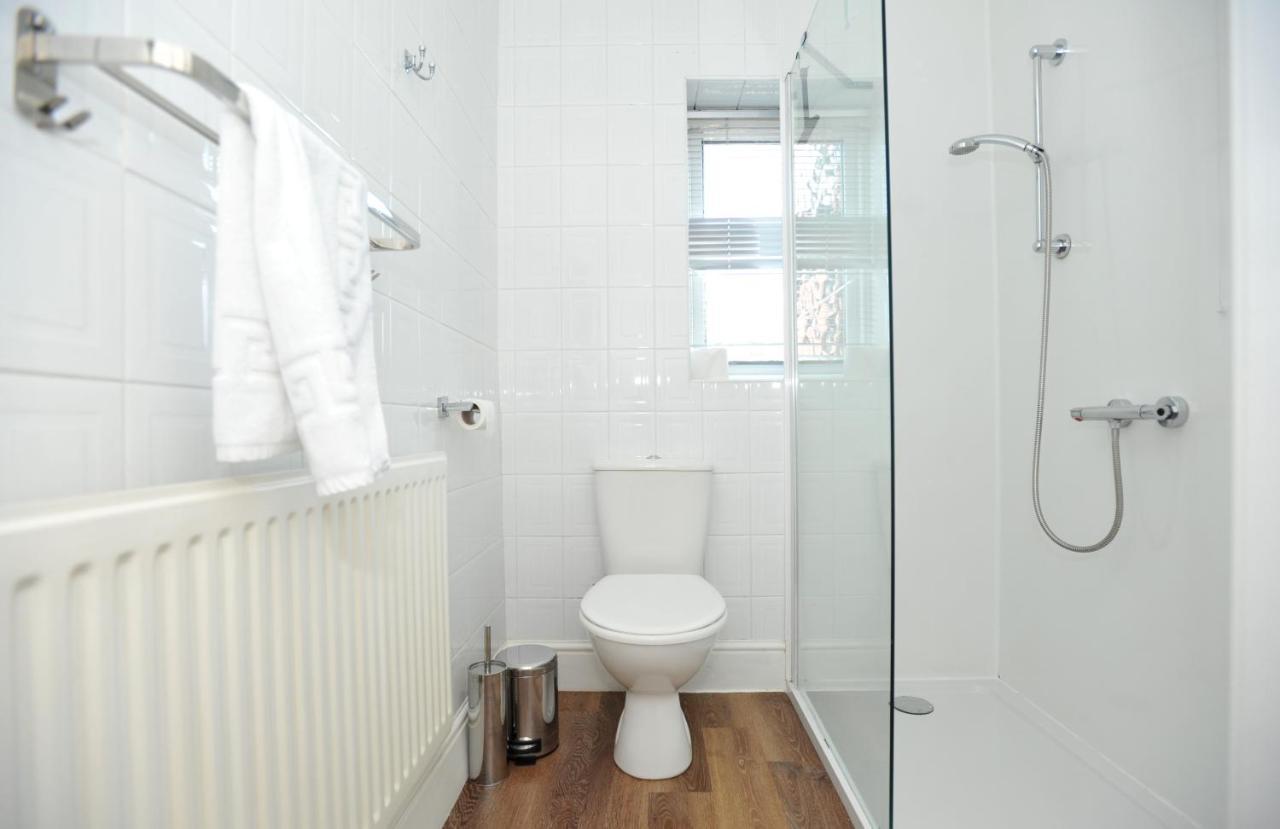 Beechurst Serviced Apartments Cheltenham Exteriör bild