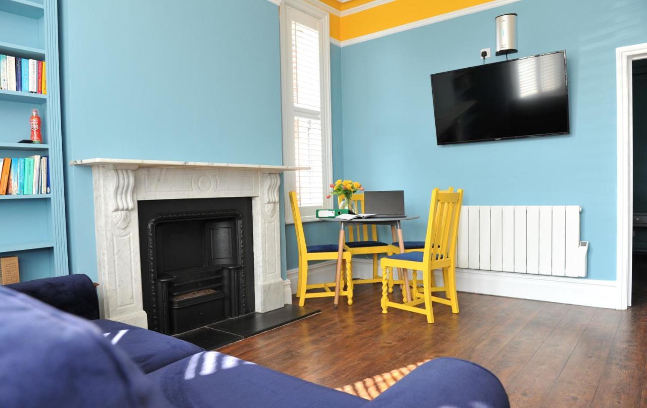 Beechurst Serviced Apartments Cheltenham Exteriör bild
