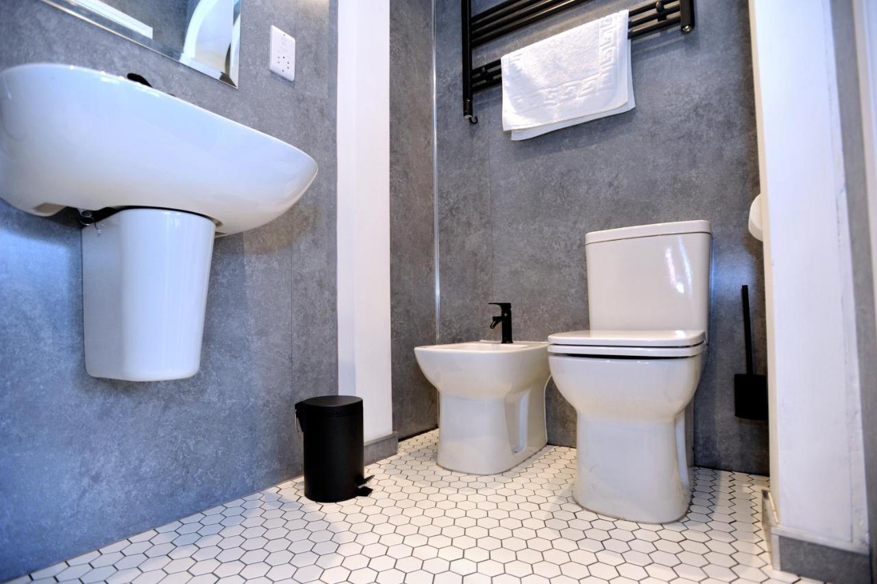 Beechurst Serviced Apartments Cheltenham Exteriör bild
