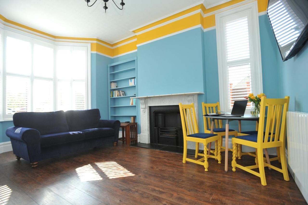 Beechurst Serviced Apartments Cheltenham Exteriör bild